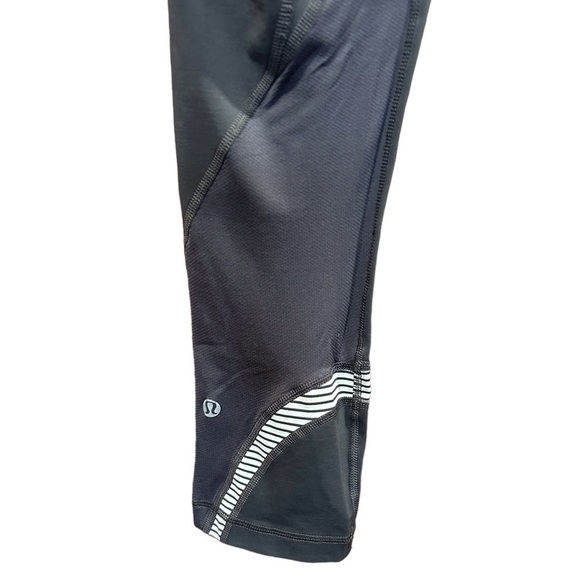 Lululemon Run:Inspire Crop ll Soot Light/Hyper Angel Stripe Leggings Size-6 EUC - Picture 7 of 9